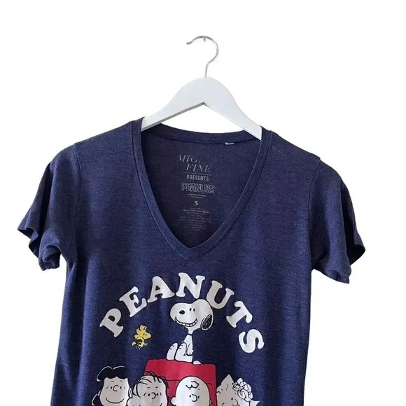 Mighty Fine Shirt Dark Blue Peanuts Characters V-Neck Lightweight SZ S #1372 - Picture 3 of 11